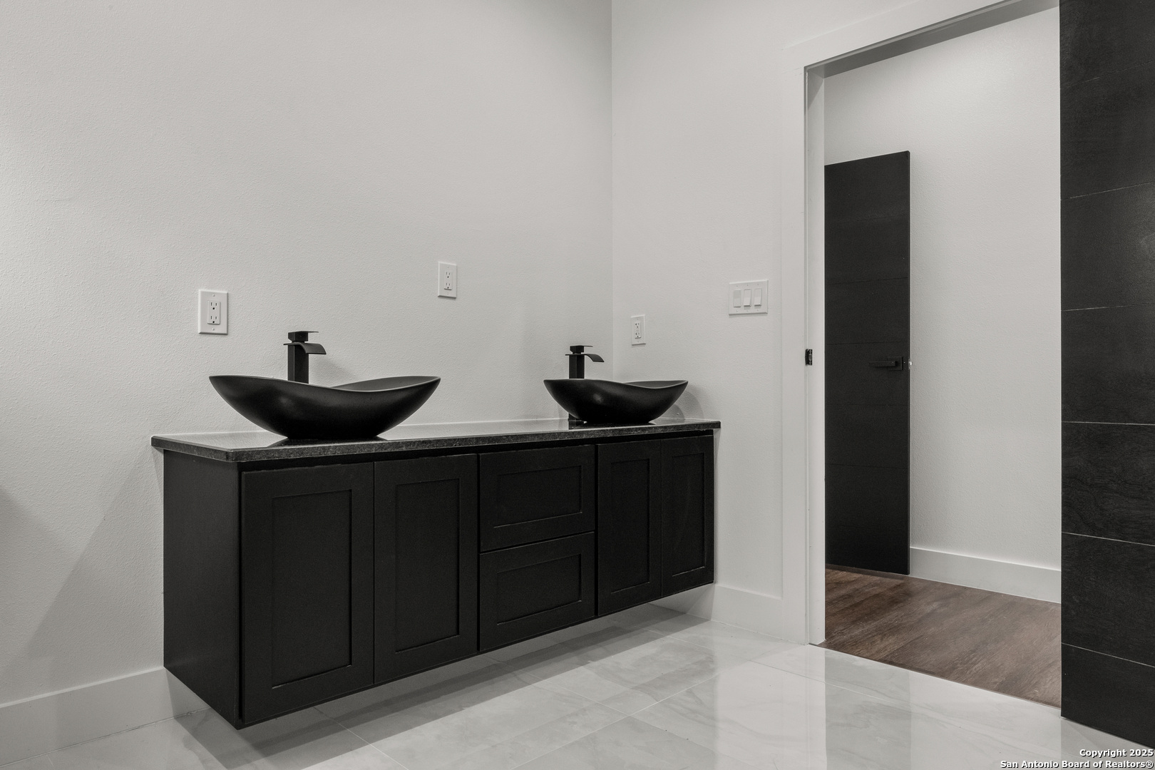 823 W Pyron Ave, SANANTONIO, TX, 78221 | 1838168 | Realty Texas LLC