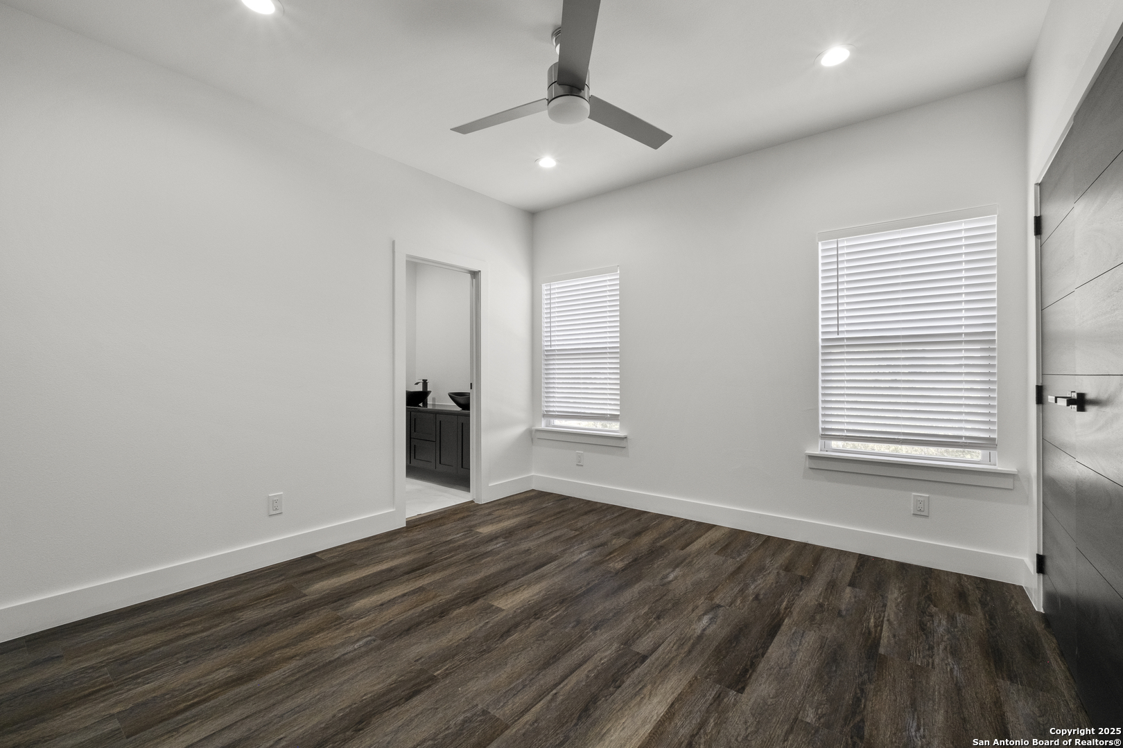 823 W Pyron Ave, SANANTONIO, TX, 78221 | 1838168 | Realty Texas LLC