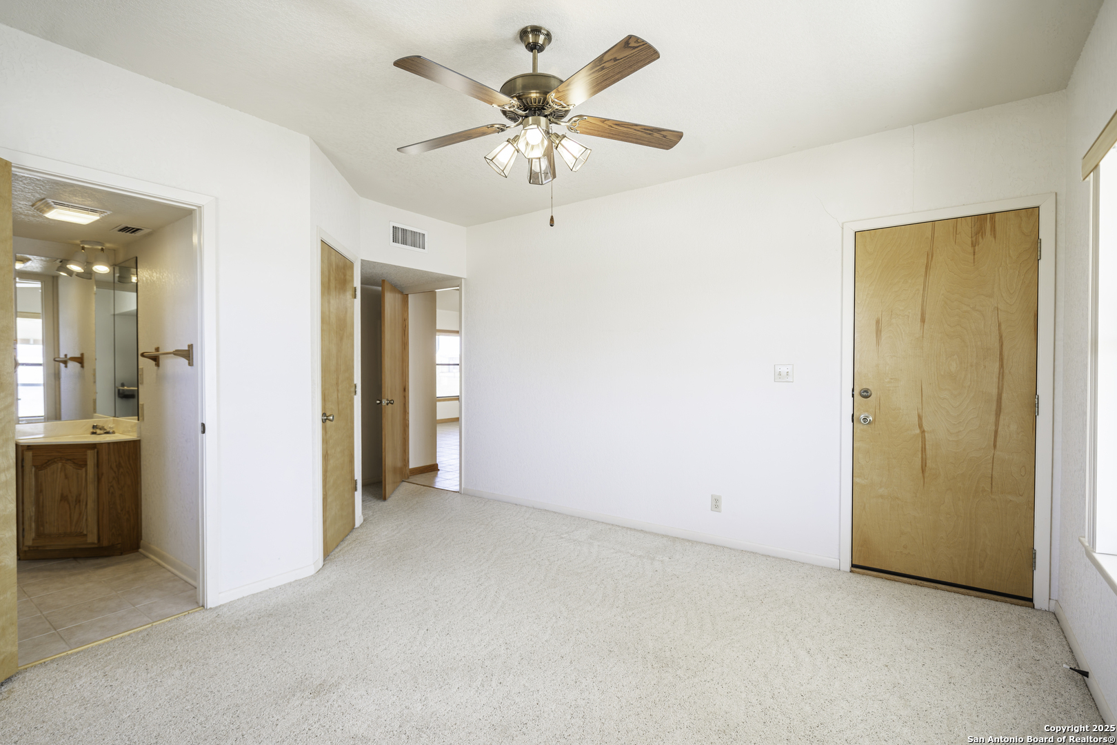 1001 Horton Lane , Poteet, TX, 78065-4184 | 1838138 | Realty Texas LLC