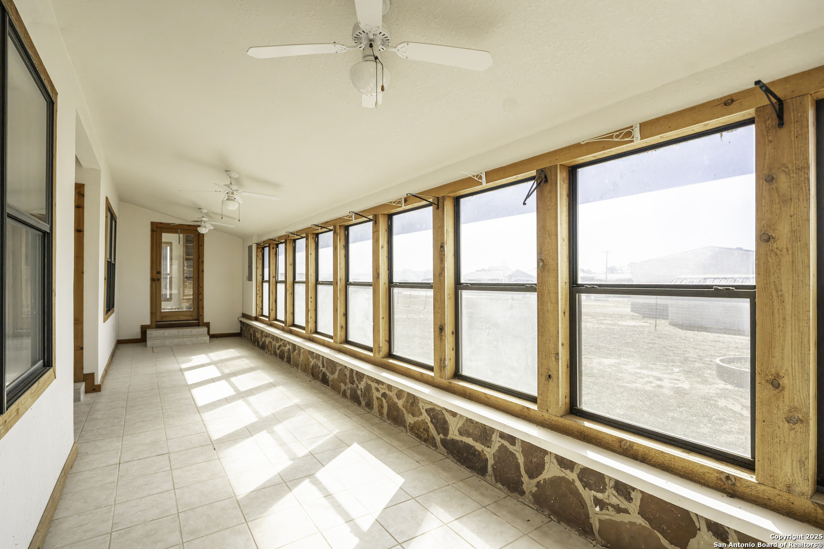 1001 Horton Lane , Poteet, TX, 78065-4184 | 1838138 | Realty Texas LLC