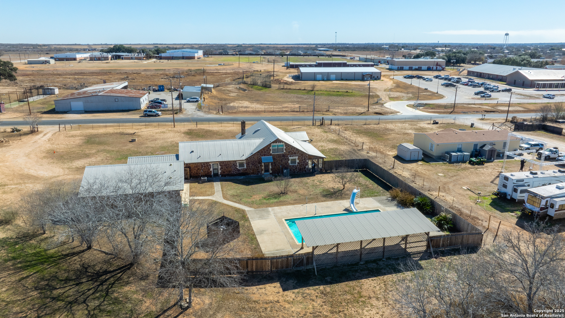 1001 Horton Lane , Poteet, TX, 78065-4184 | 1838138 | Realty Texas LLC
