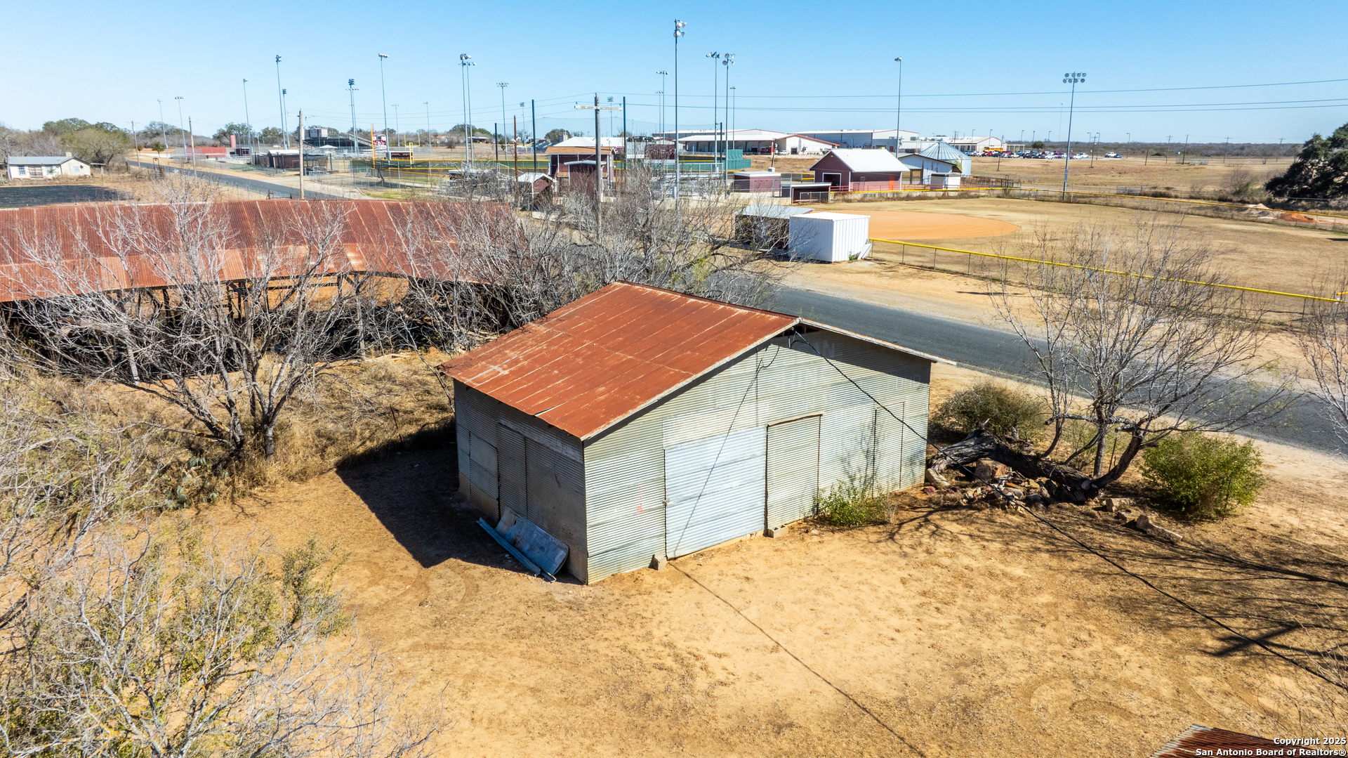 1001 Horton Lane , Poteet, TX, 78065-4184 | 1838138 | Realty Texas LLC
