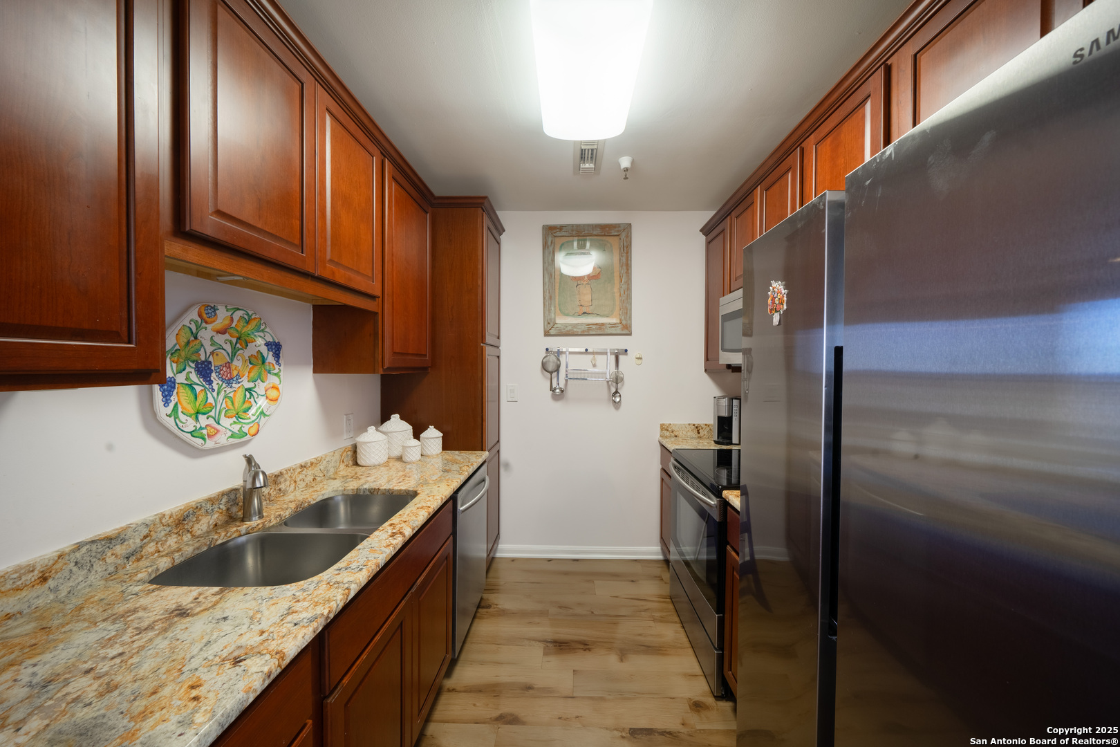 1 Towers Park Ln 1515 , San Antonio, TX, 78209 | 1836274 | Realty Texas LLC