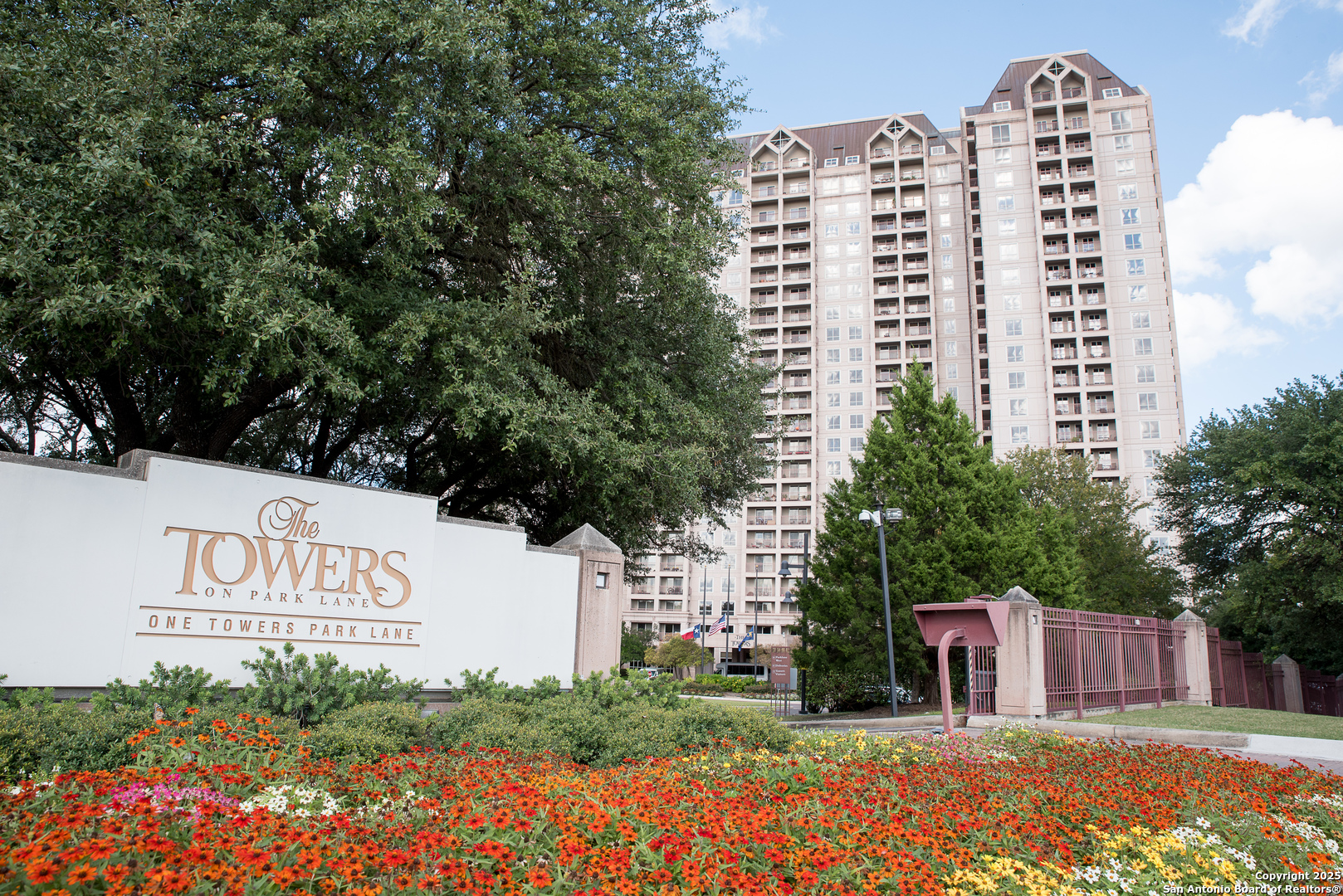 1 Towers Park Ln 1515 , San Antonio, TX, 78209 | 1836274 | Realty Texas LLC