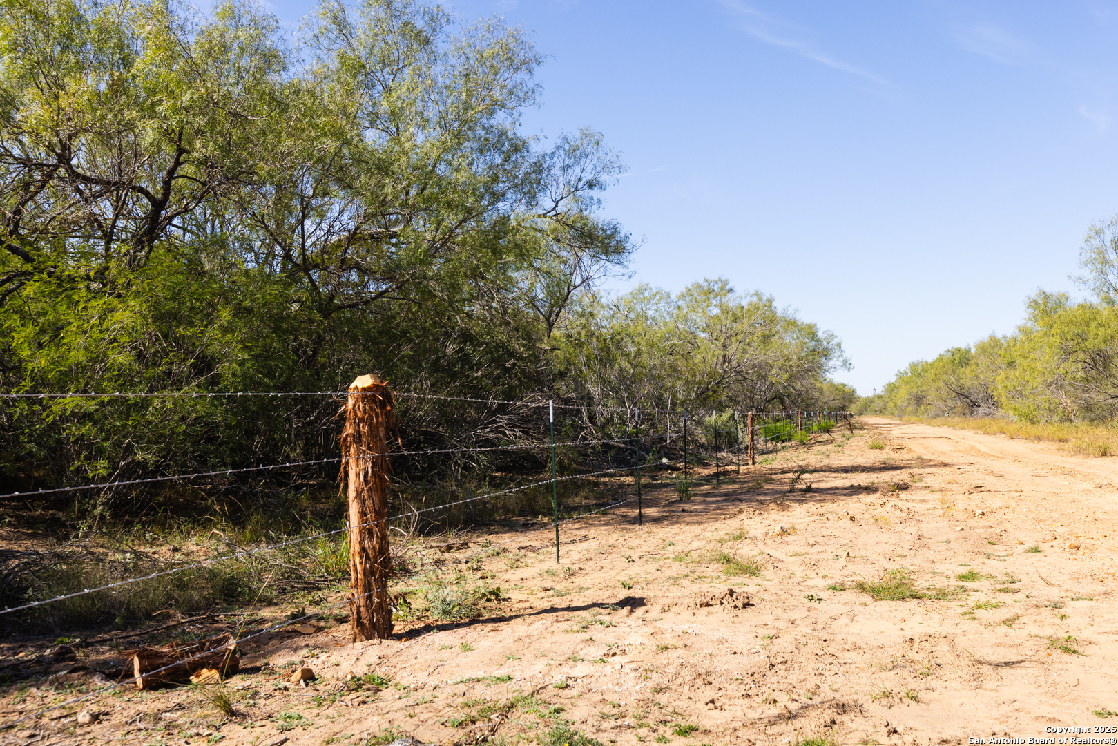 8-fm 1581, PEARSALL, TX, 78061 | 1836029 | Realty Texas LLC