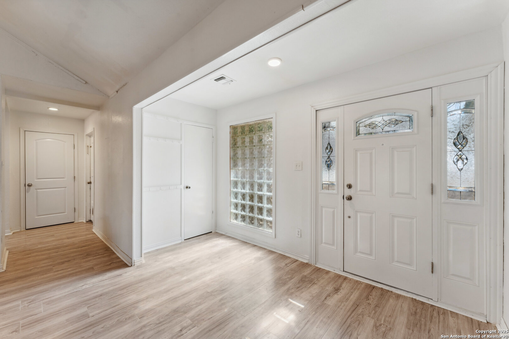 8531 Honiley St , San Antonio, TX, 78254-2206 | 1839389 | Realty Texas LLC