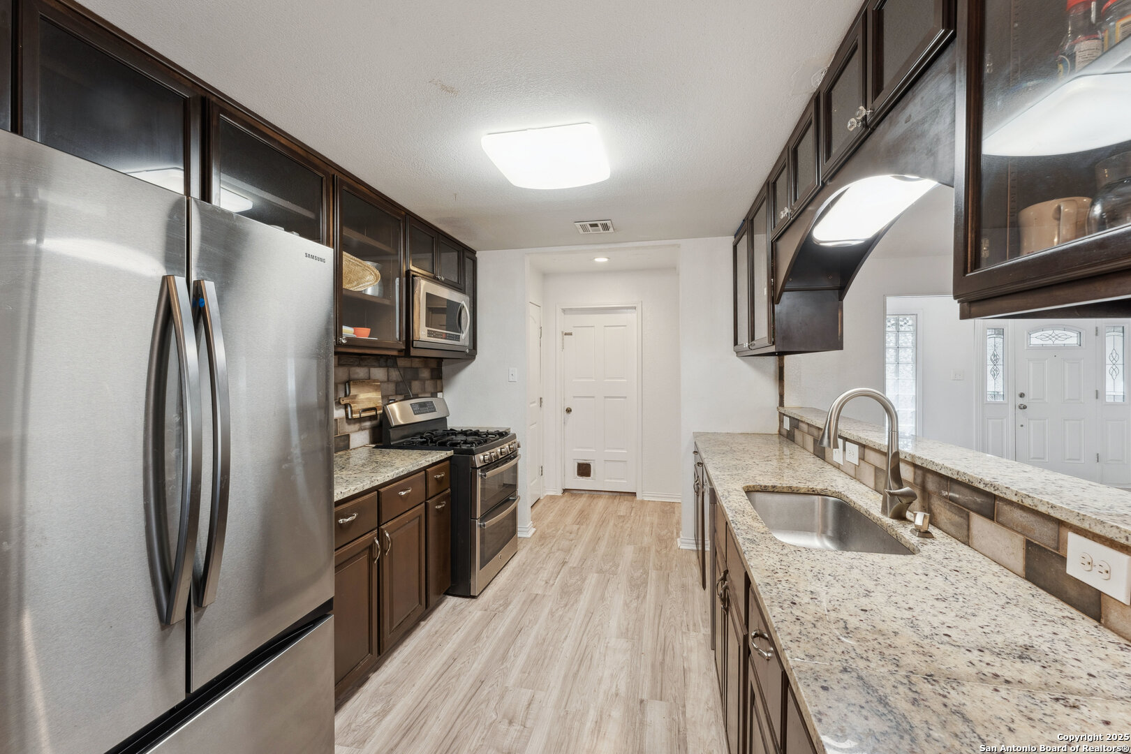 8531 Honiley St , San Antonio, TX, 78254-2206 | 1839389 | Realty Texas LLC
