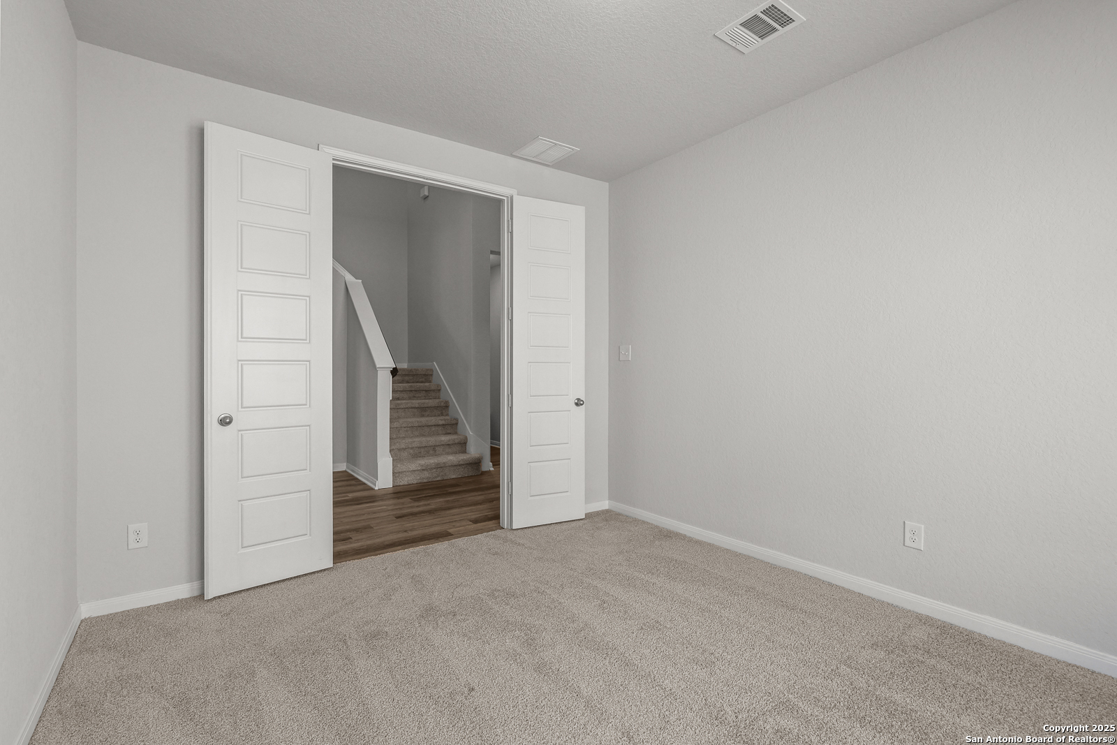 5768 Tug Point, NEWBRAUNFE, TX, 78130 | 1838792 | Realty Texas LLC