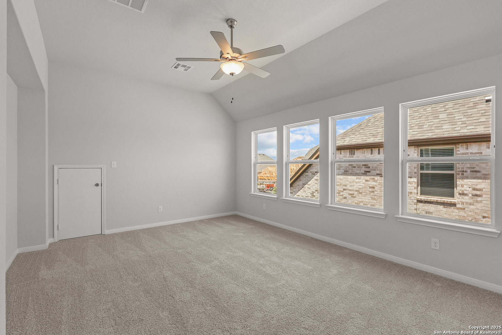 5768 Tug Point, NEWBRAUNFE, TX, 78130 | 1838792 | Realty Texas LLC