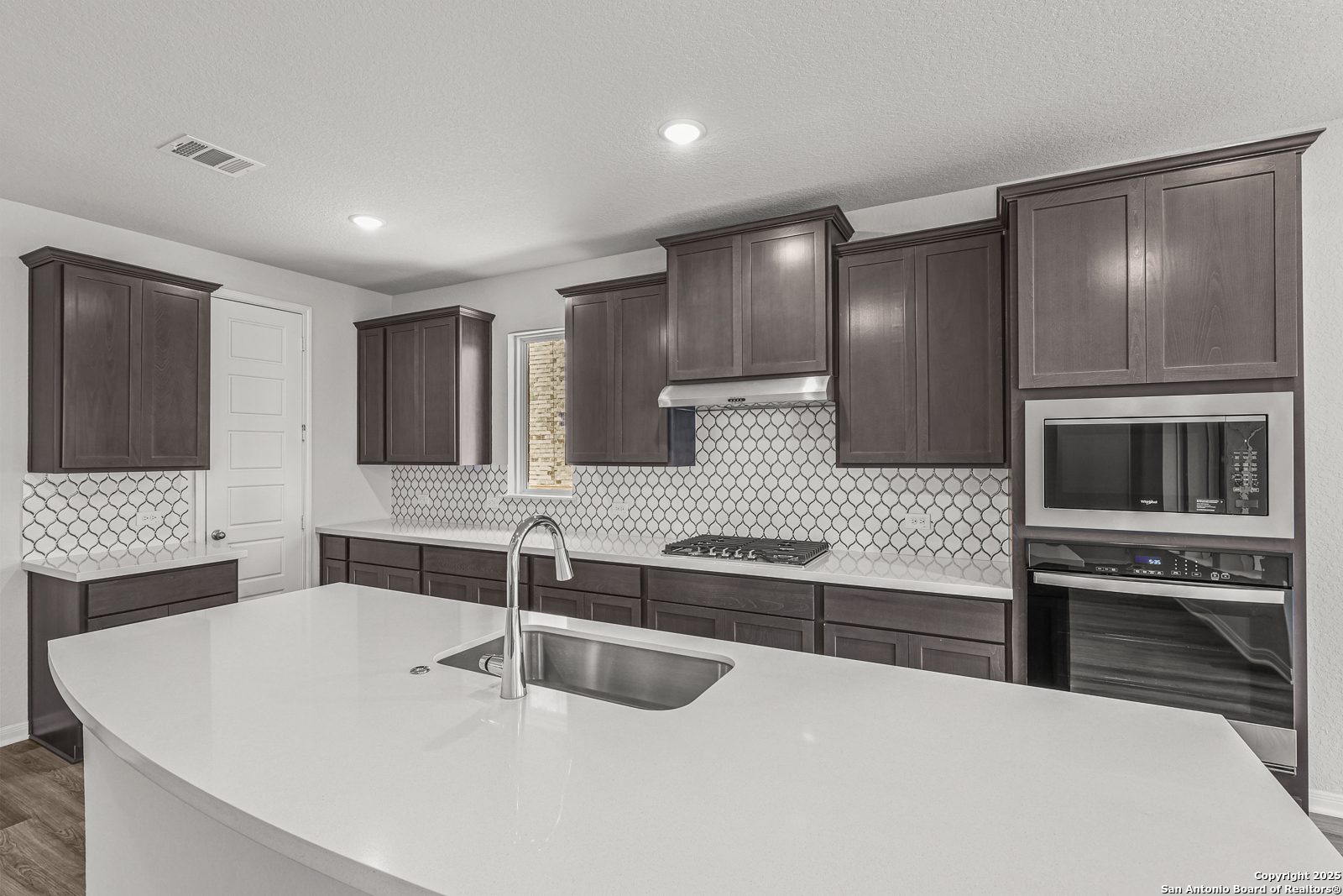 5768 Tug Point, NEWBRAUNFE, TX, 78130 | 1838792 | Realty Texas LLC