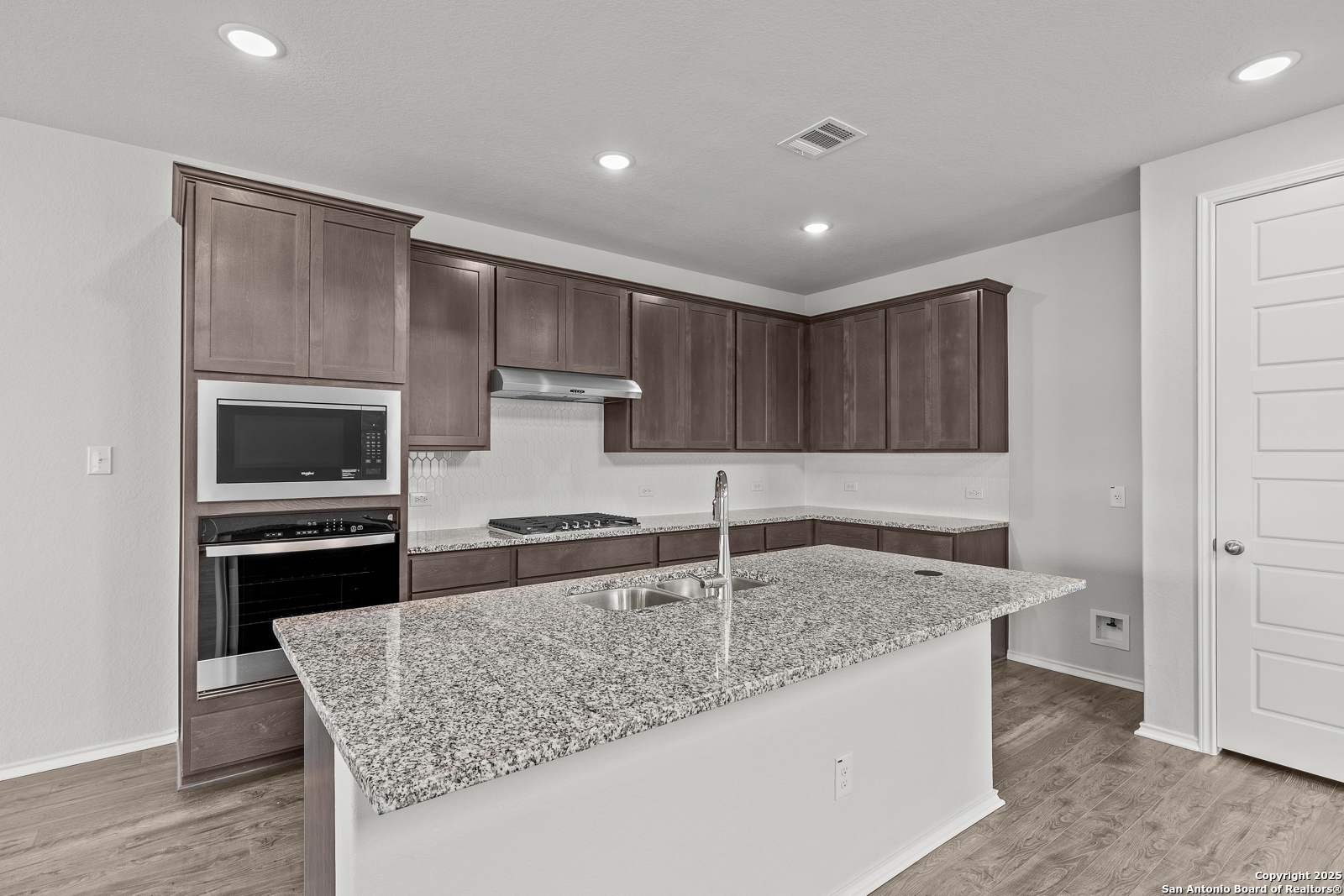 2439 Tinkerton, SANANTONIO, TX, 78245 | 1838749 | Realty Texas LLC