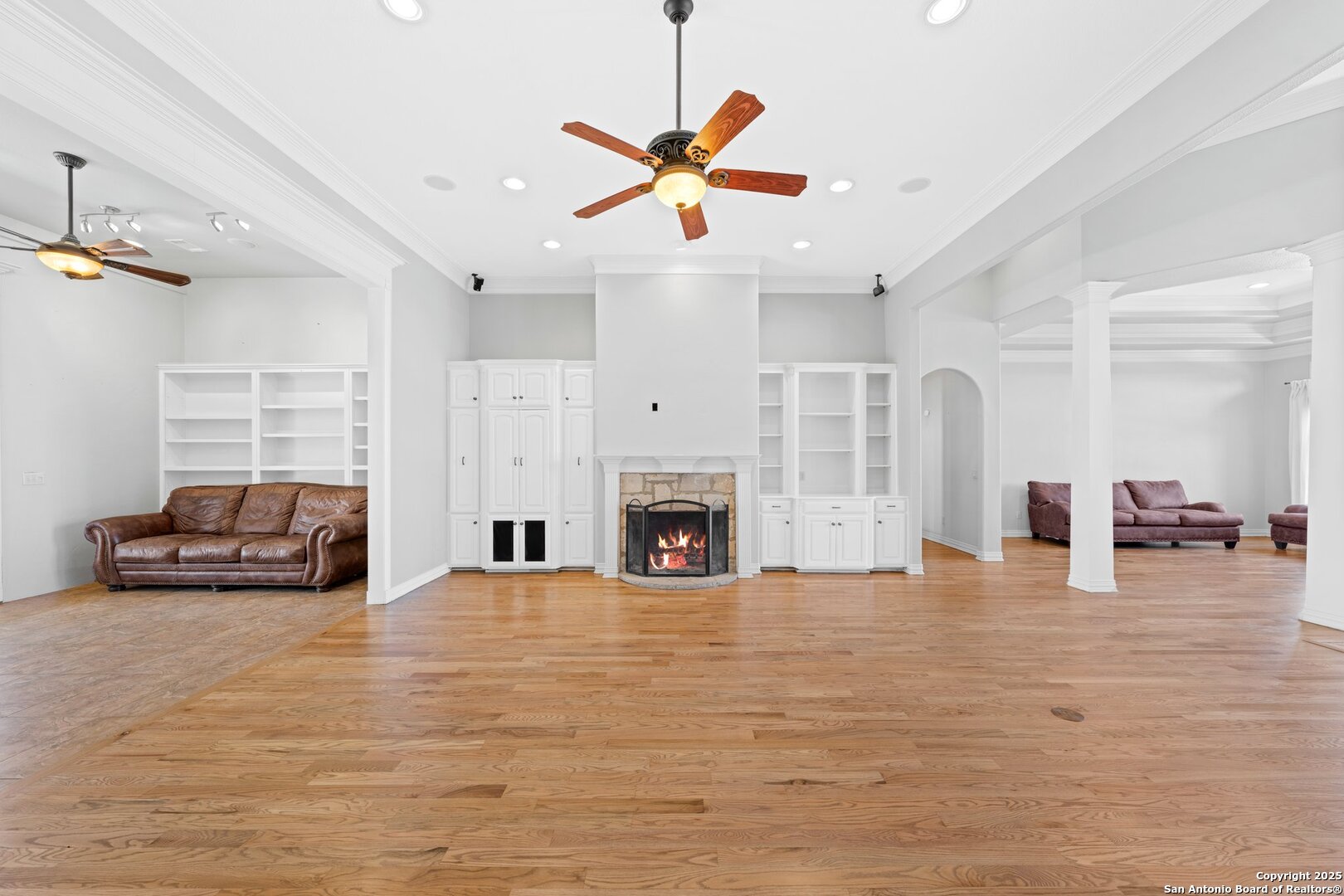 219 Castle Pines , Kerrville, TX, 78028 | 1839992 | Realty Texas LLC