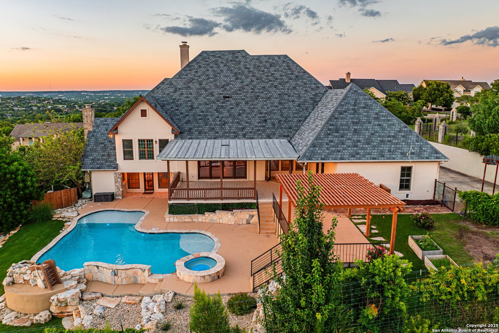 219 Castle Pines , Kerrville, TX, 78028 | 1839992 | Realty Texas LLC