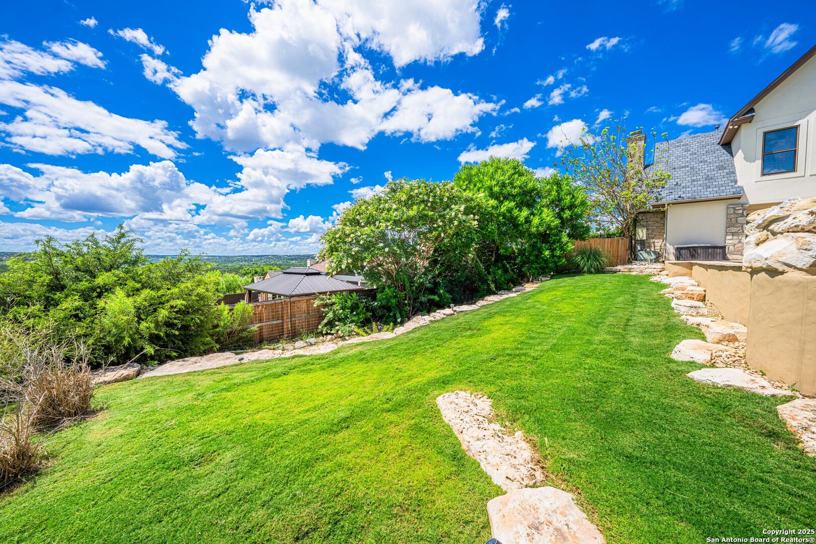 219 Castle Pines , Kerrville, TX, 78028 | 1839992 | Realty Texas LLC
