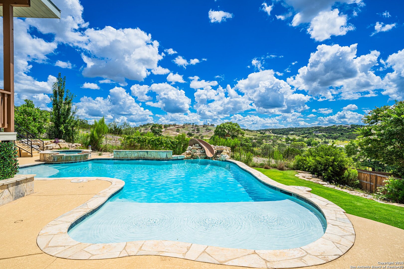 219 Castle Pines , Kerrville, TX, 78028 | 1839992 | Realty Texas LLC