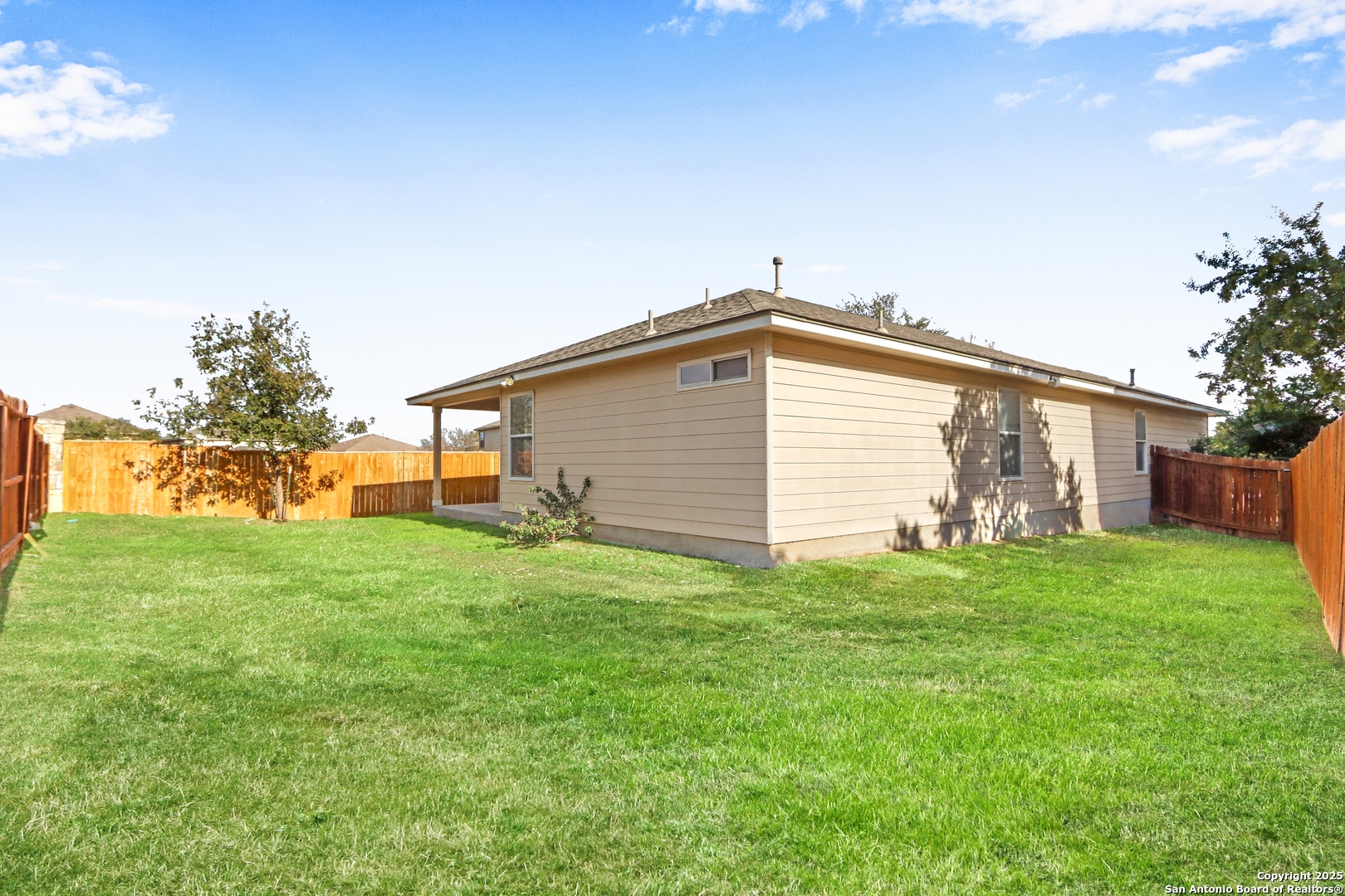 203 Coopers Hawk , San Antonio, TX, 78253-5611 | 1840268 | Realty Texas LLC