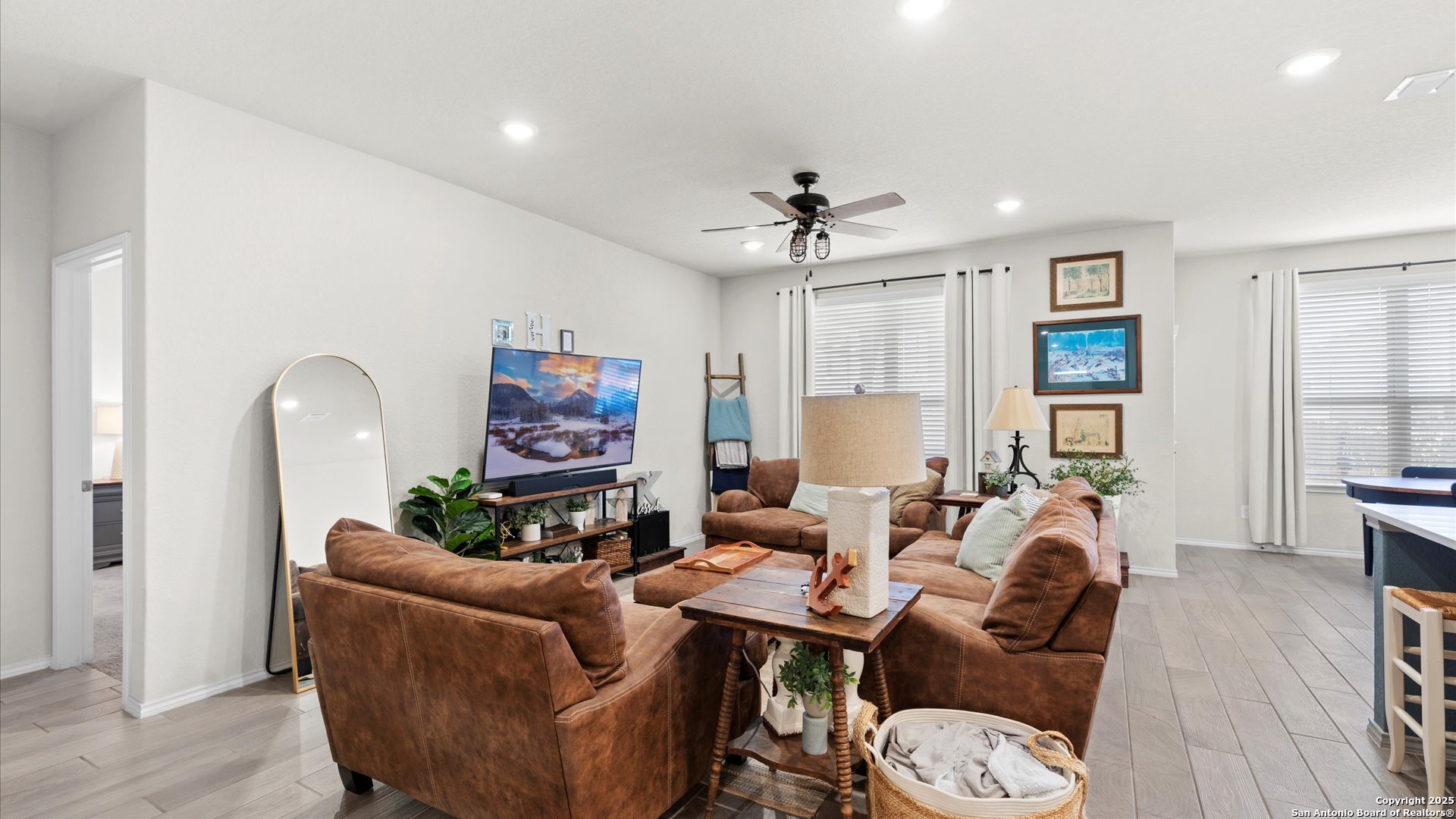2437 Hiddenbrooke Trce , Seguin, TX, 78155-2695 | 1840010 | Realty Texas LLC