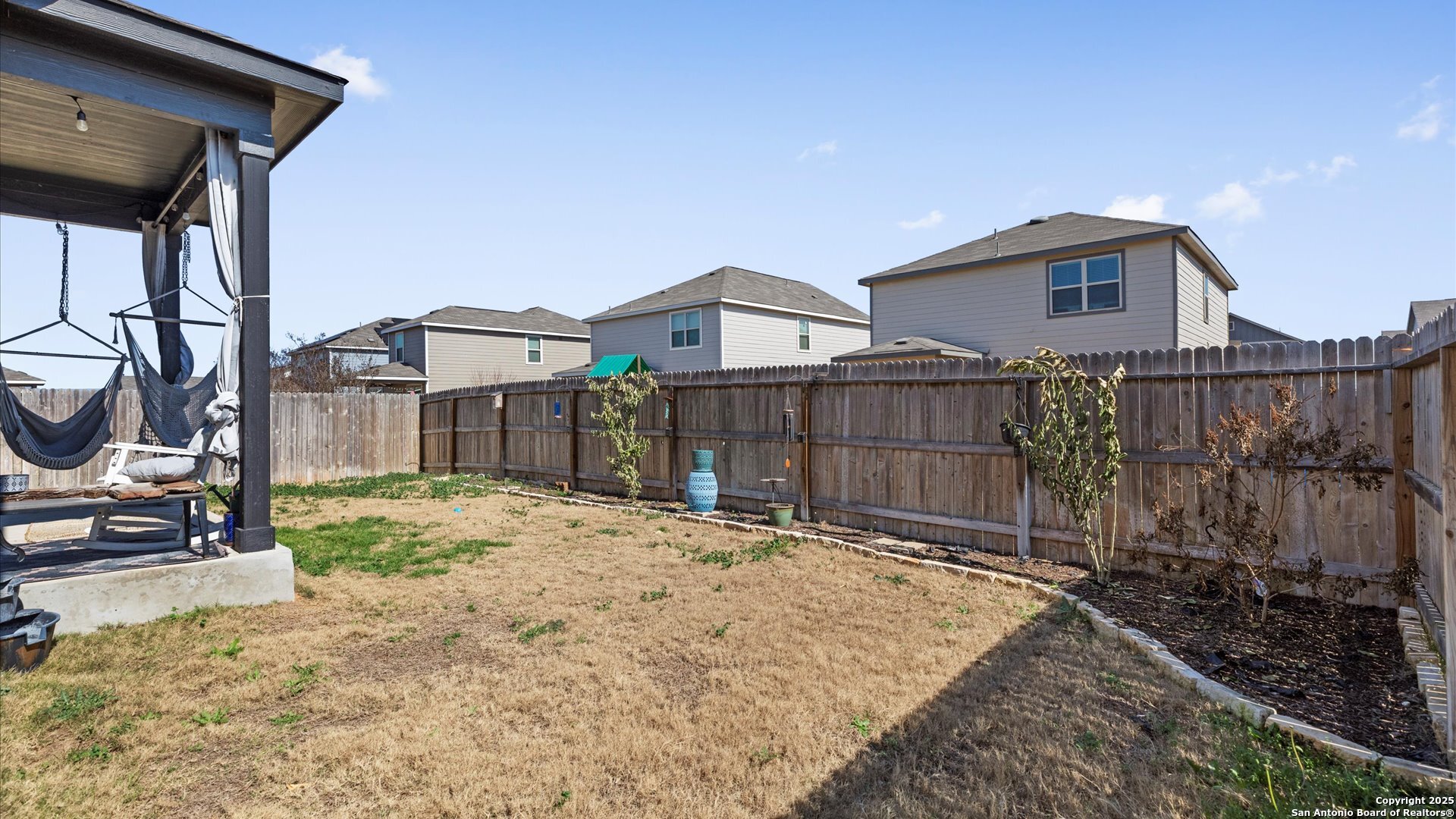 2437 Hiddenbrooke Trce , Seguin, TX, 78155-2695 | 1840010 | Realty Texas LLC