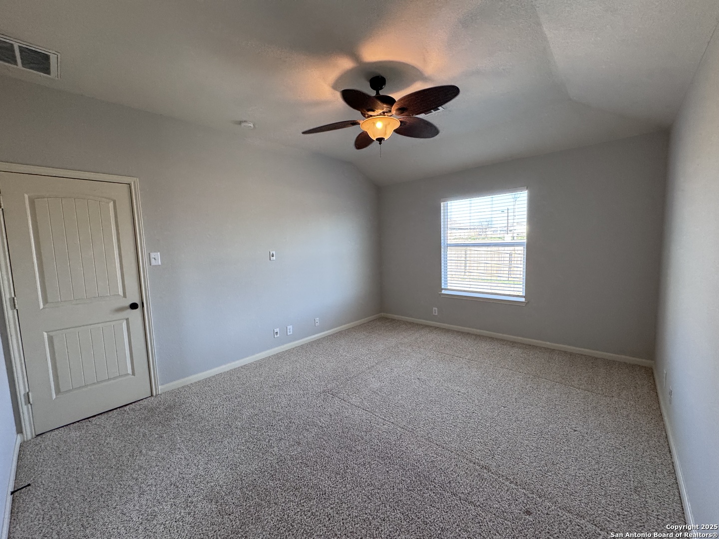 1002 Birdsong Ln , New Braunfels, TX, 78130-2499 | 1841074 | Realty Texas LLC