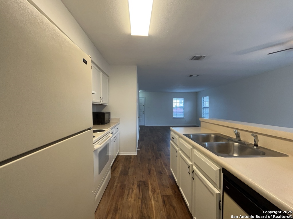307 W Highland Dr , Boerne, TX, 78006-2513 | 1841461 | Realty Texas LLC