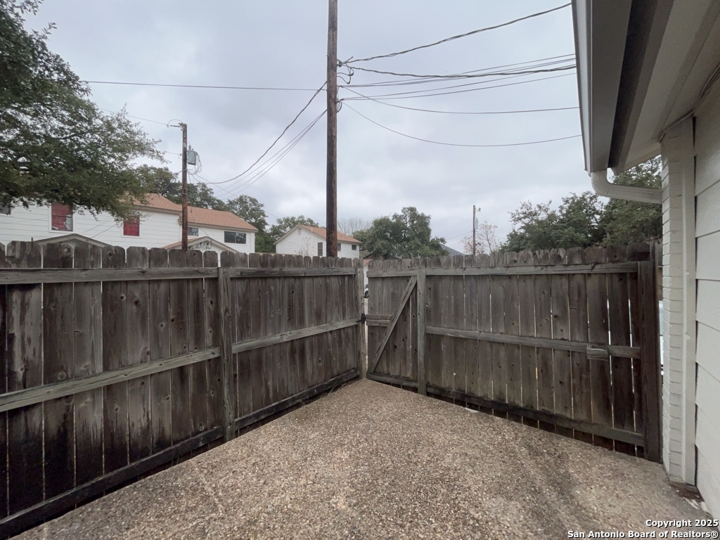 307 W Highland Dr , Boerne, TX, 78006-2513 | 1841461 | Realty Texas LLC