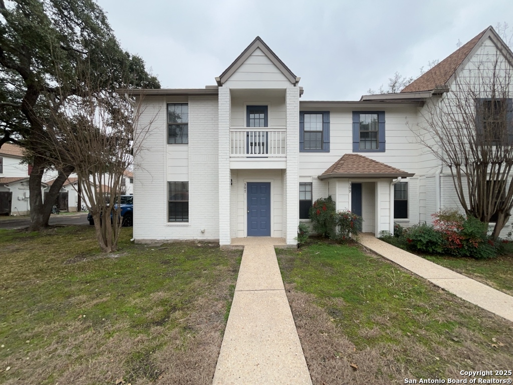 307 W Highland Dr , Boerne, TX, 78006-2513 | 1841461 | Realty Texas LLC