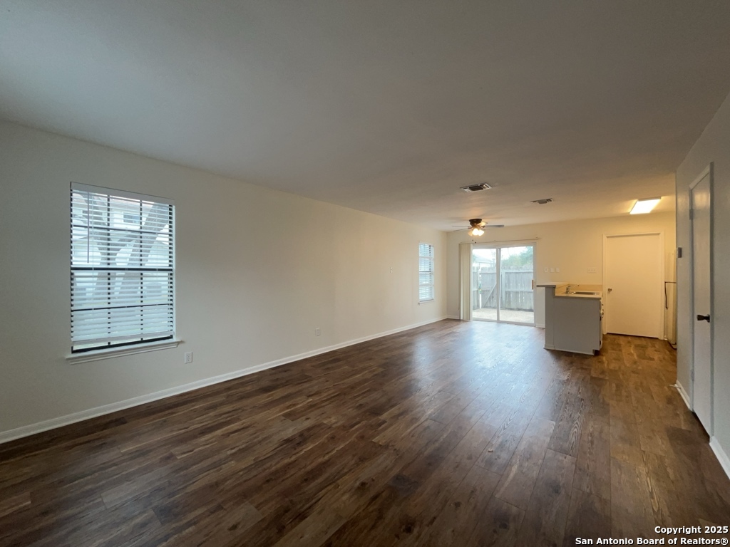 307 W Highland Dr , Boerne, TX, 78006-2513 | 1841461 | Realty Texas LLC