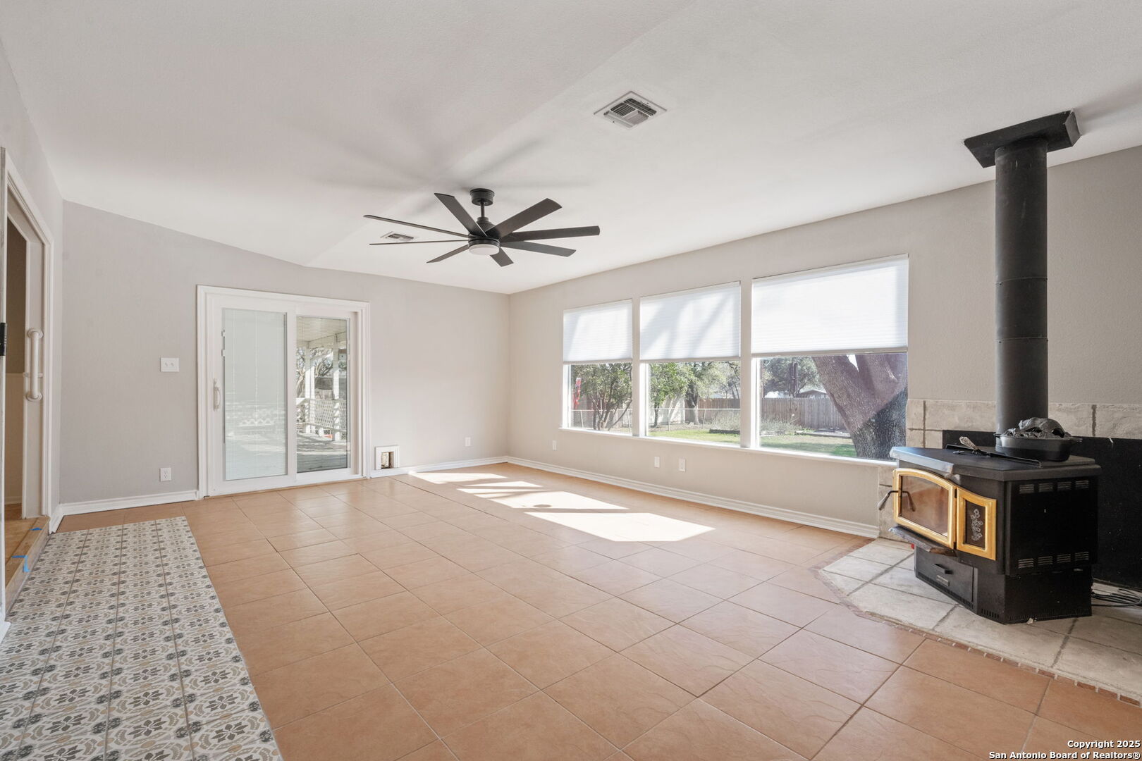 366 Sprucewood Ln , San Antonio, TX, 78216 | 1841447 | Realty Texas LLC