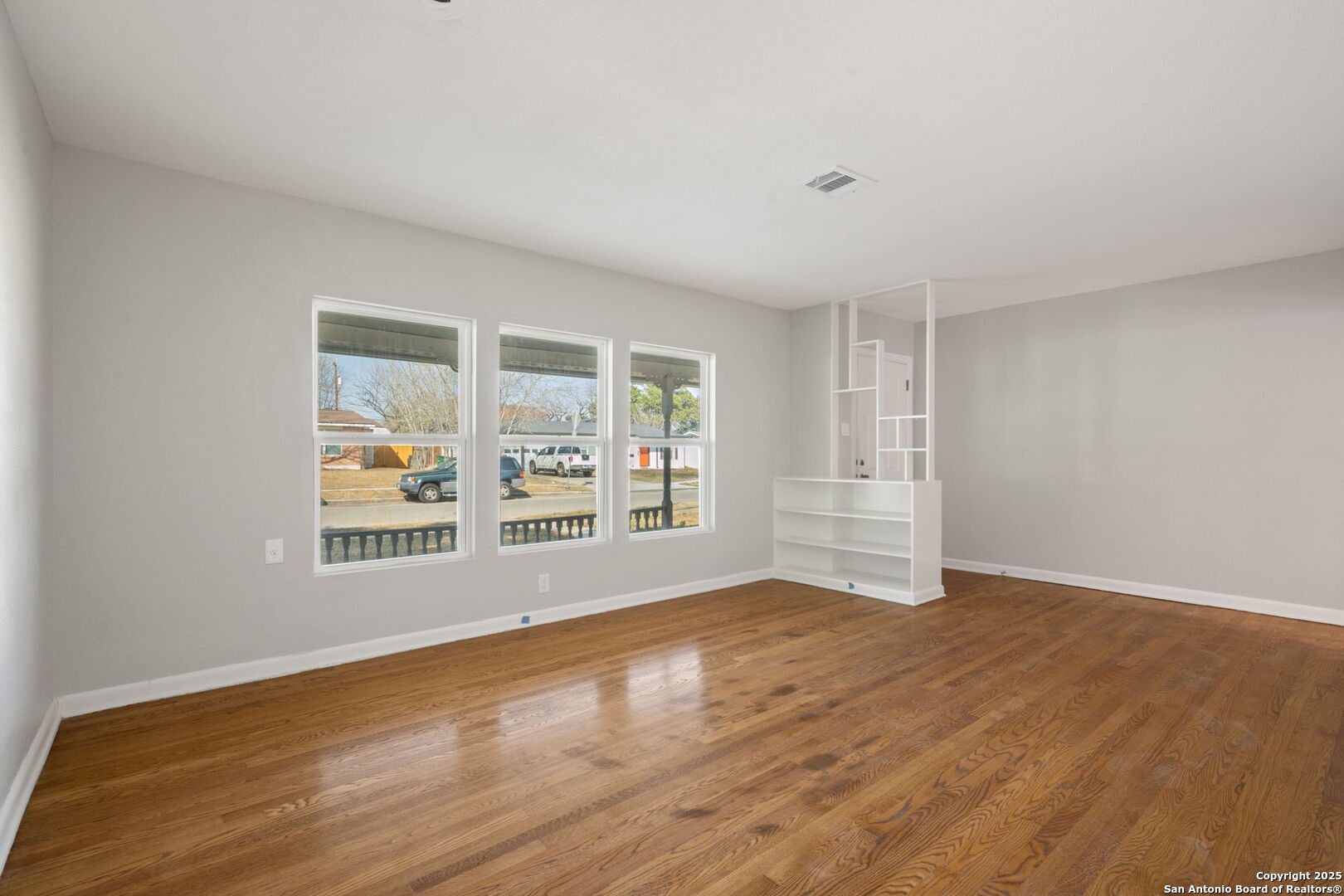 366 Sprucewood Ln , San Antonio, TX, 78216 | 1841447 | Realty Texas LLC