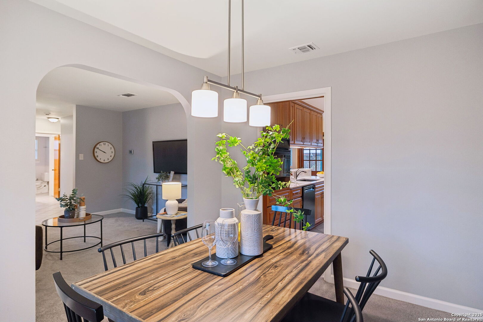 1018 Spent Wing Dr , San Antonio, TX, 78213-2037 | 1841683 | Realty Texas LLC