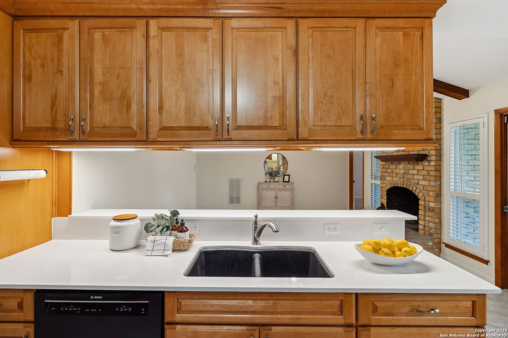 1018 Spent Wing Dr , San Antonio, TX, 78213-2037 | 1841683 | Realty Texas LLC