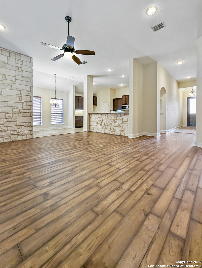 6963 Hallie Heights , Schertz, TX, 78154-6232 | 1842422 | Realty Texas LLC