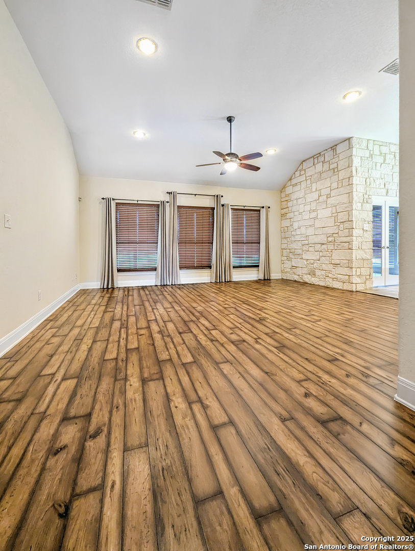 6963 Hallie Heights , Schertz, TX, 78154-6232 | 1842422 | Realty Texas LLC