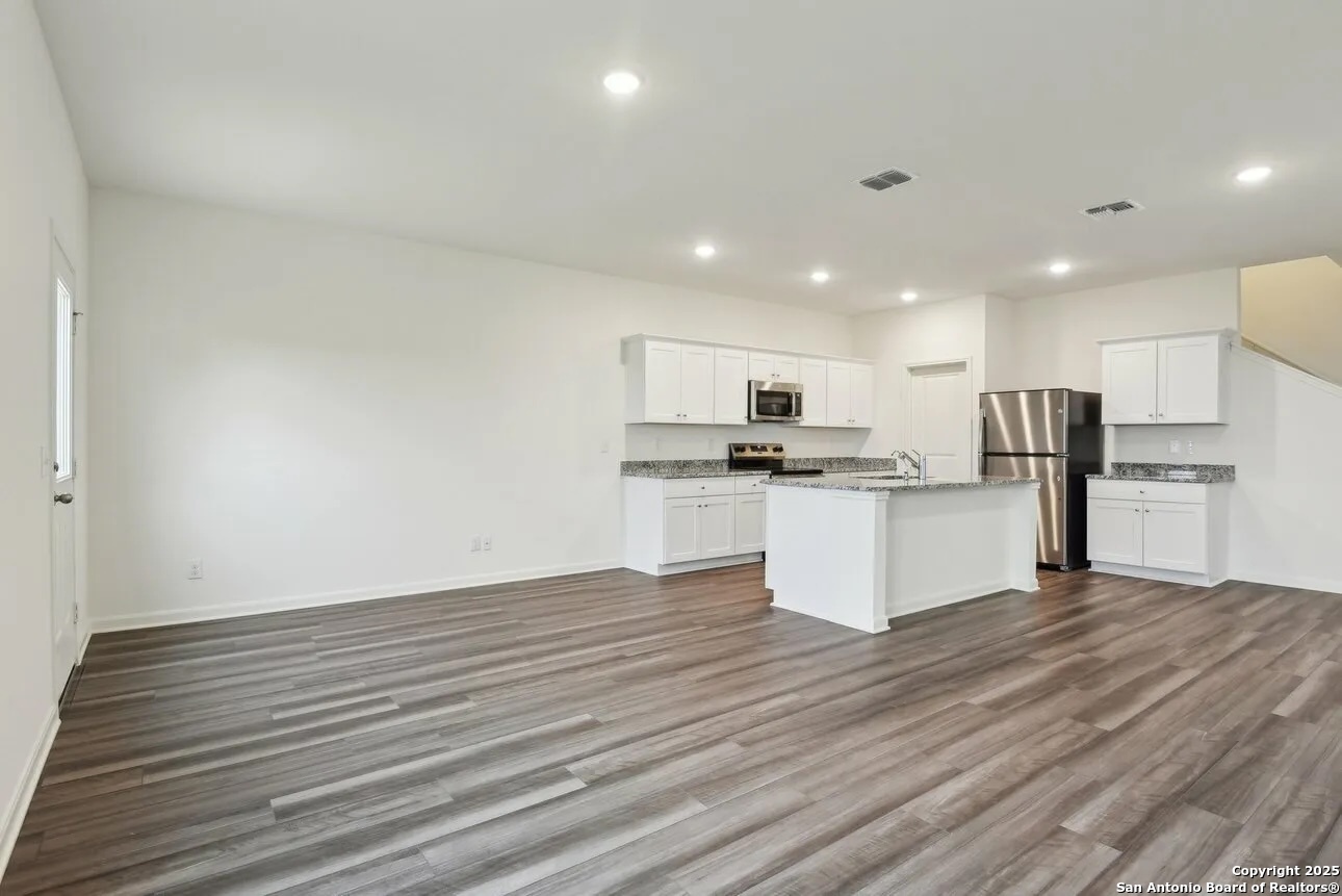 5303 Thistle Place , San Antonio, TX, 78222 | 1842360 | Realty Texas LLC