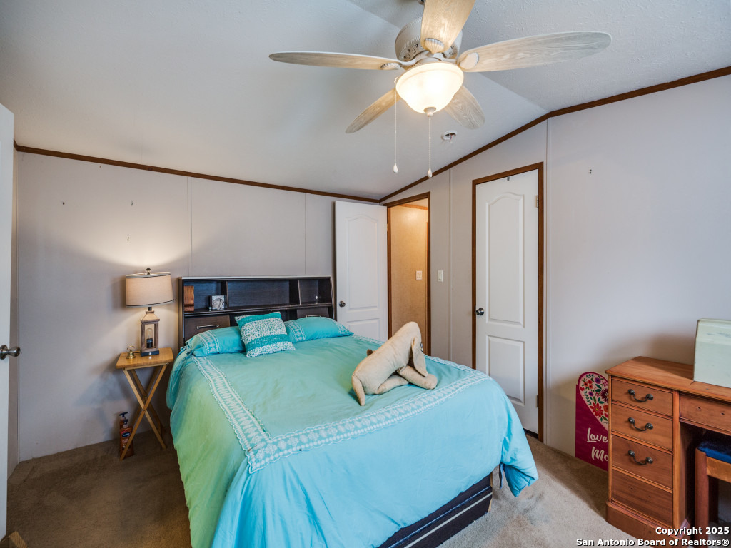 528 Pr 1516 , Bandera, TX, 78003-4940 | 1843315 | Realty Texas LLC
