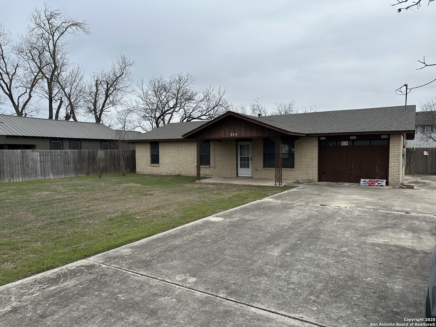 250 Meeker Rd, KERRVILLE, TX, 78028 | 1844223 | Realty Texas LLC