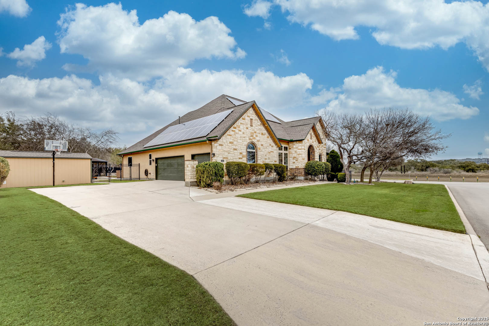 112 Sunrise Hill , Castroville, TX, 78009 | 1845179 | Realty Texas LLC