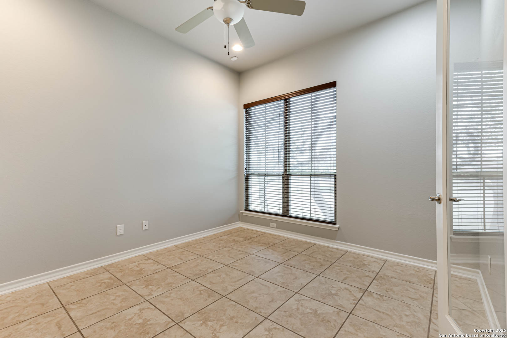 112 Sunrise Hill , Castroville, TX, 78009 | 1845179 | Realty Texas LLC