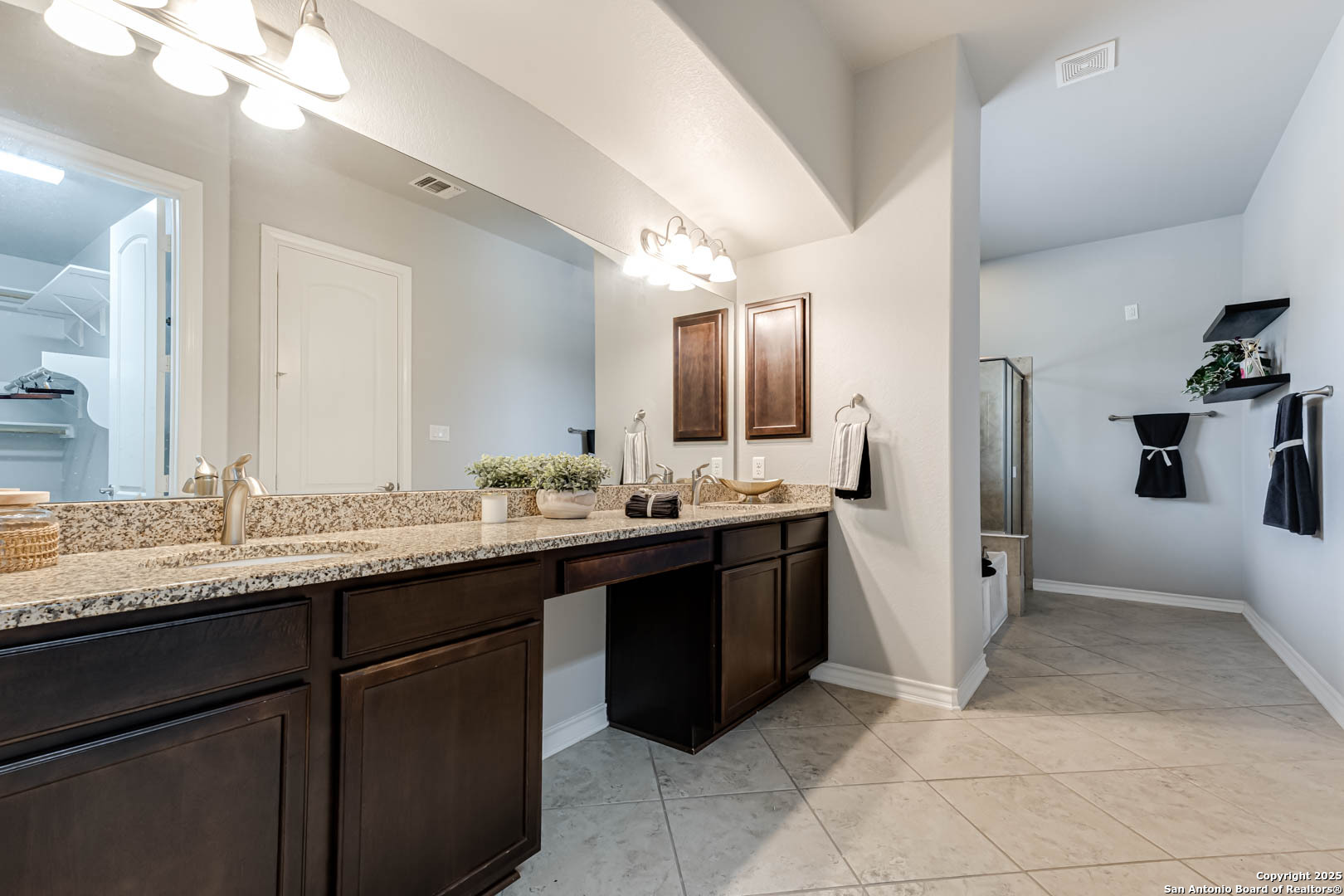 112 Sunrise Hill , Castroville, TX, 78009 | 1845179 | Realty Texas LLC