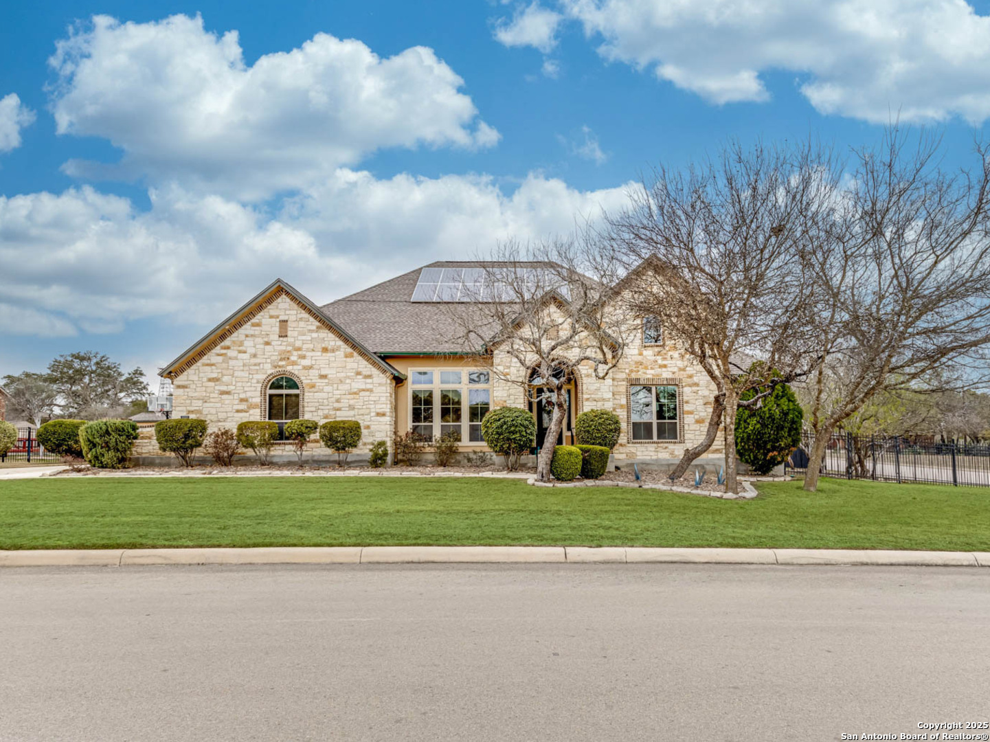 112 Sunrise Hill , Castroville, TX, 78009 | 1845179 | Realty Texas LLC