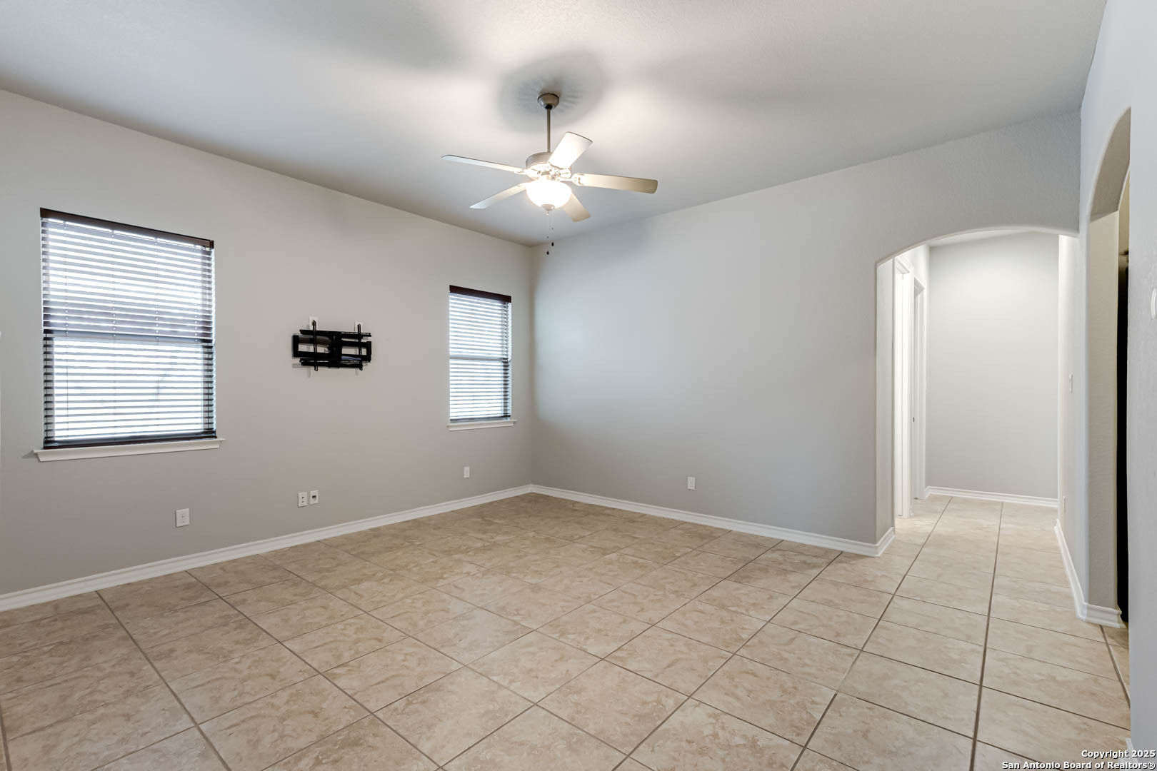 112 Sunrise Hill , Castroville, TX, 78009 | 1845179 | Realty Texas LLC