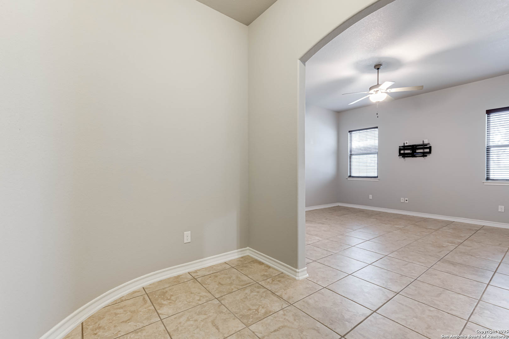 112 Sunrise Hill , Castroville, TX, 78009 | 1845179 | Realty Texas LLC