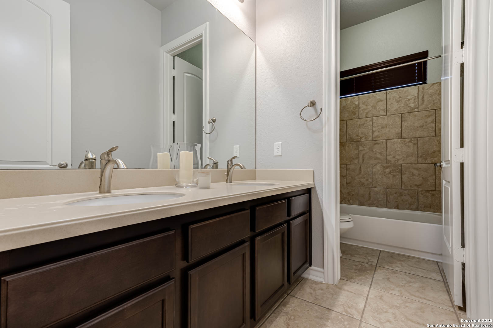 112 Sunrise Hill , Castroville, TX, 78009 | 1845179 | Realty Texas LLC