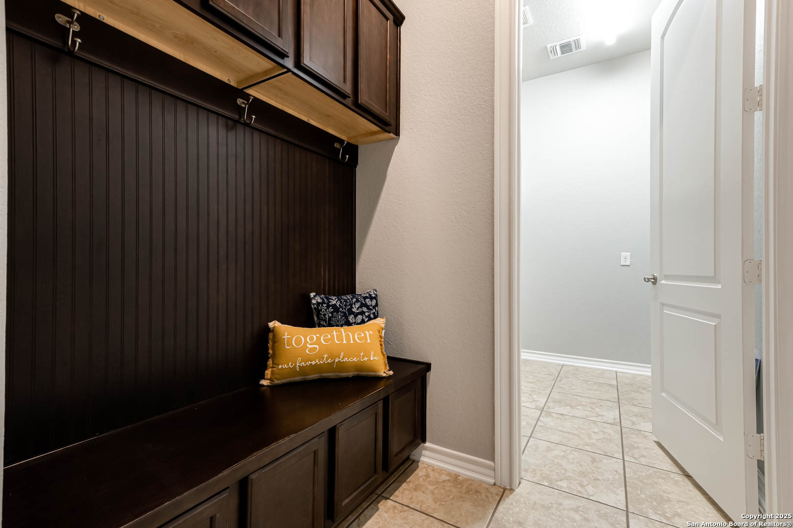 112 Sunrise Hill , Castroville, TX, 78009 | 1845179 | Realty Texas LLC
