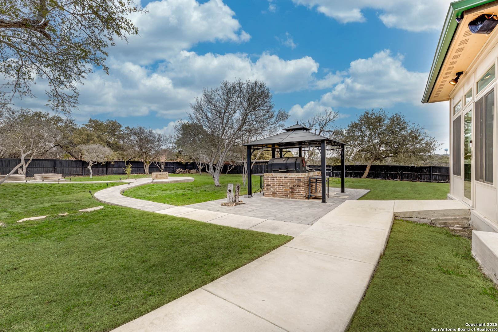112 Sunrise Hill , Castroville, TX, 78009 | 1845179 | Realty Texas LLC