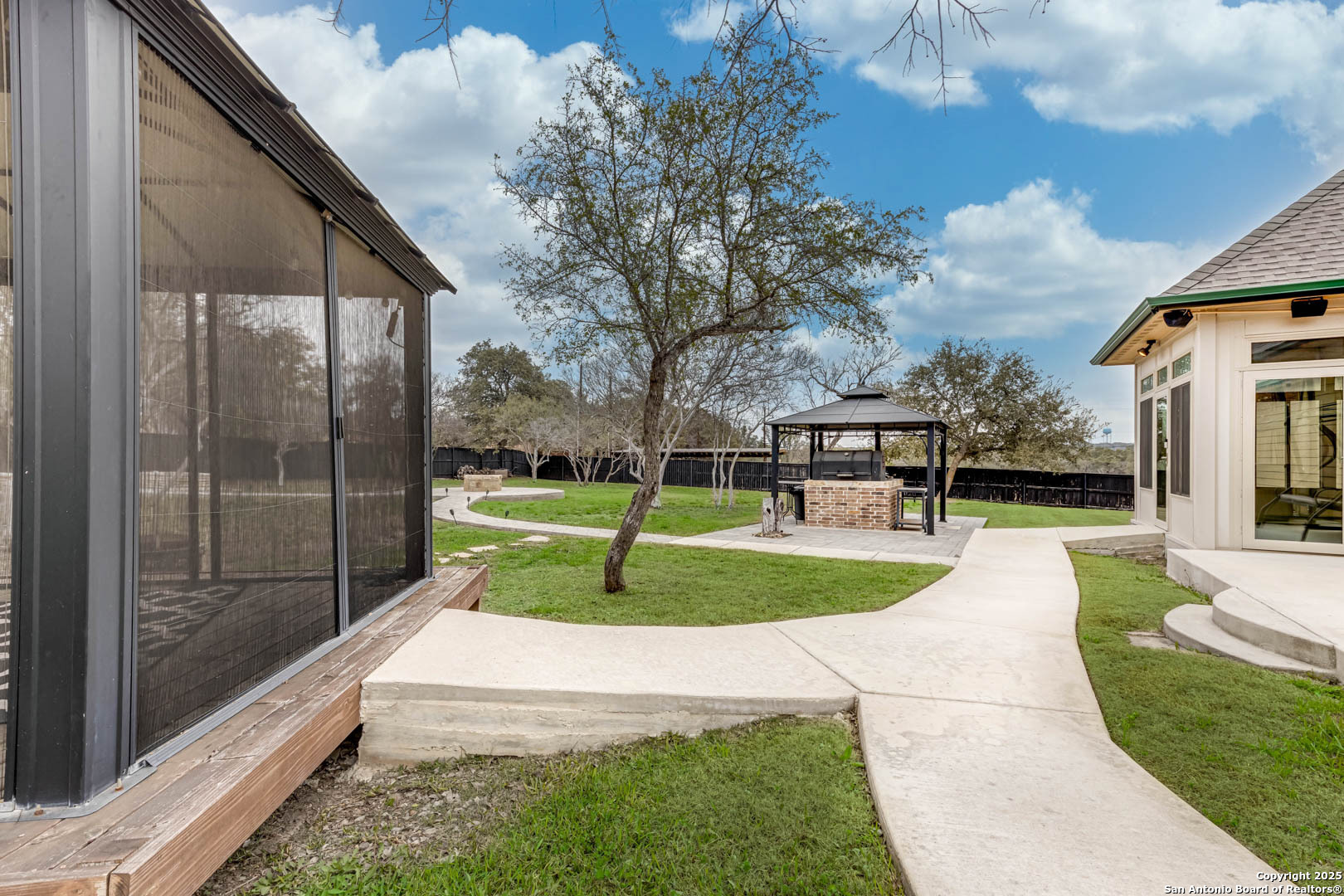 112 Sunrise Hill , Castroville, TX, 78009 | 1845179 | Realty Texas LLC