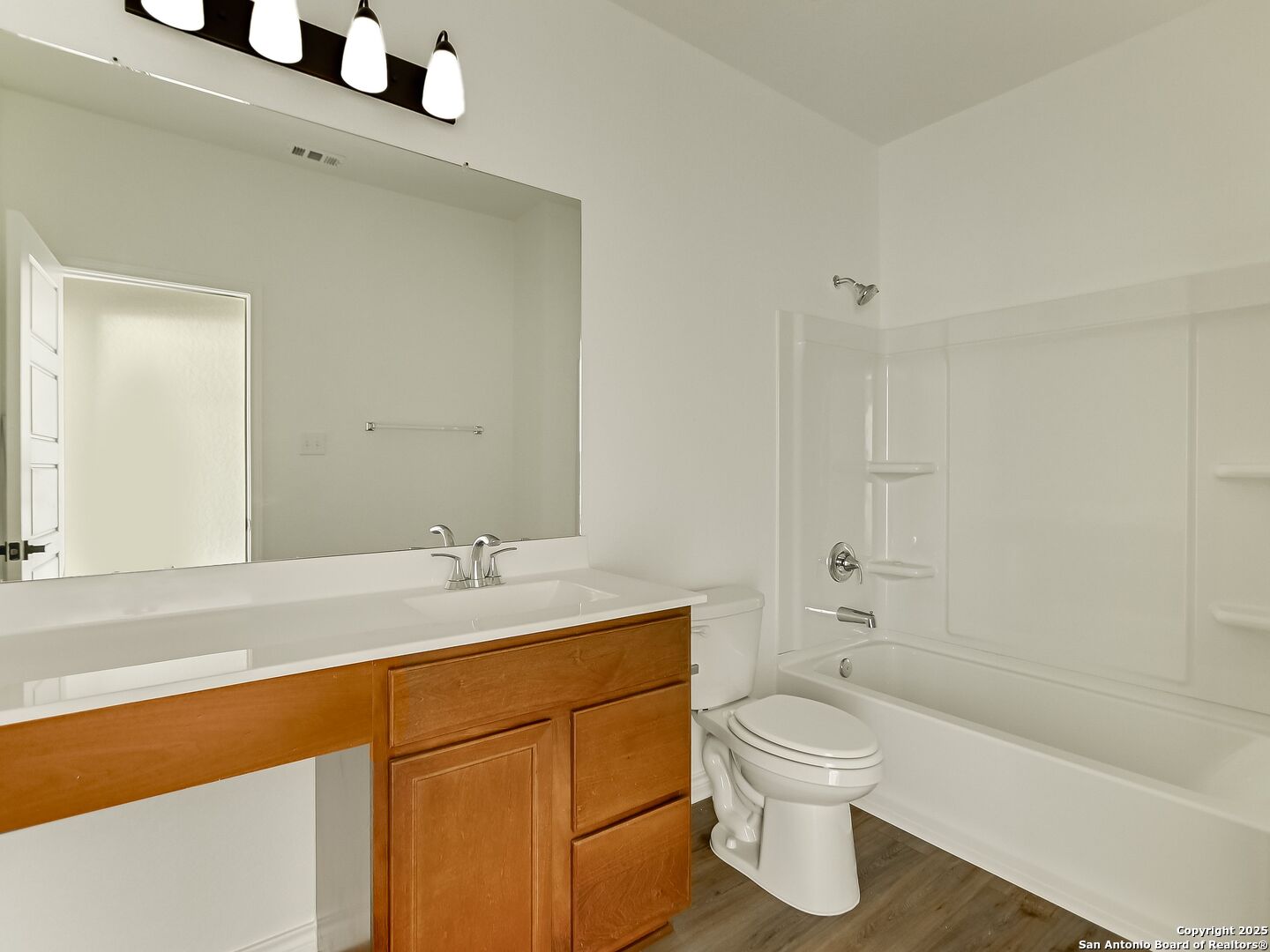 728 Maxwell Heights , San Antonio, TX, 78245 | 1845618 | Realty Texas LLC
