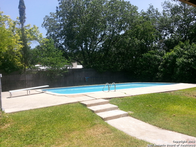 121 Riviera Dr , Castle Hills, TX, 78213-3343 | 1845587 | Realty Texas LLC