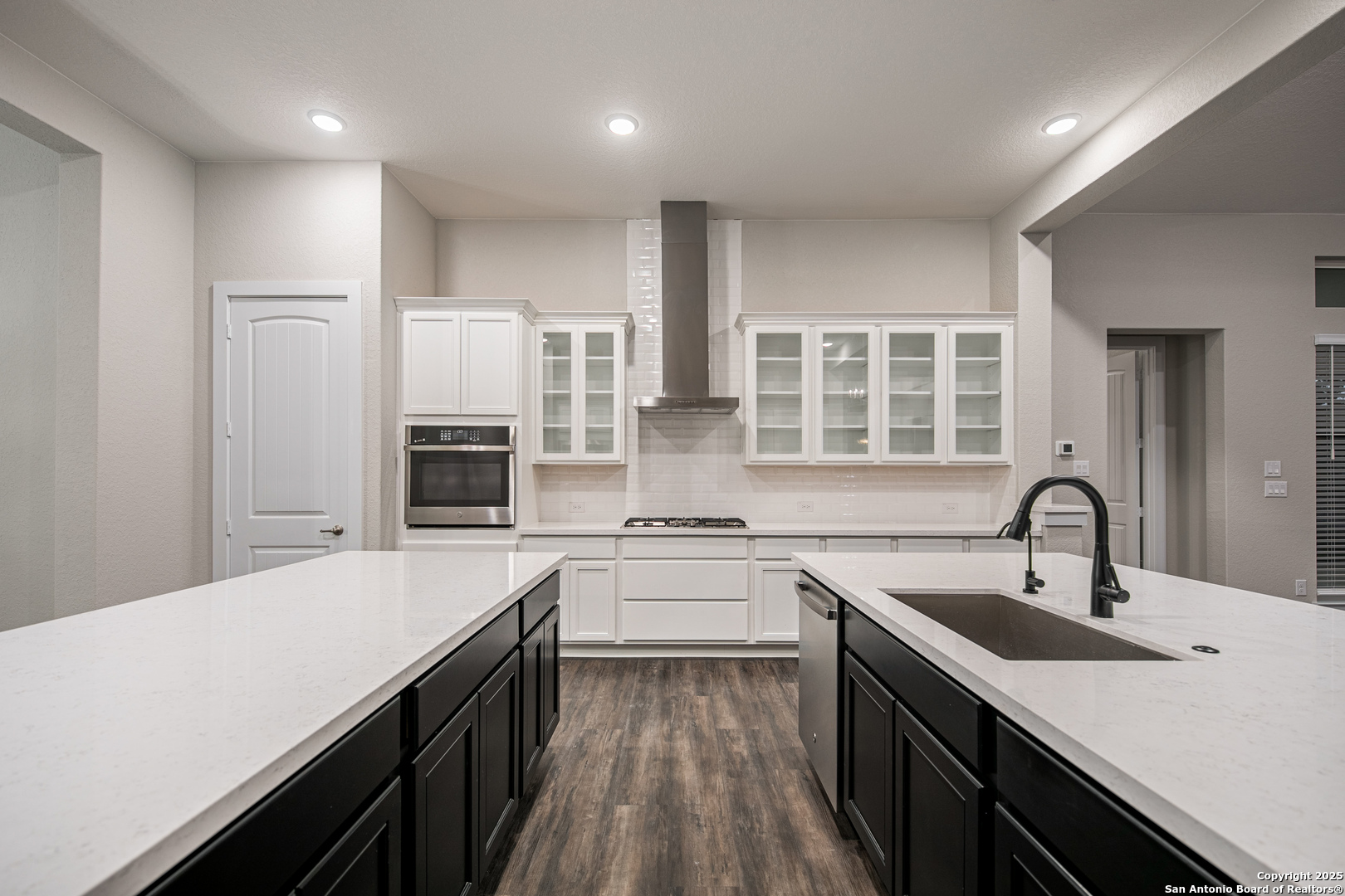 146 Matthew Path , Castroville, TX, 78009 | 1845506 | Realty Texas LLC