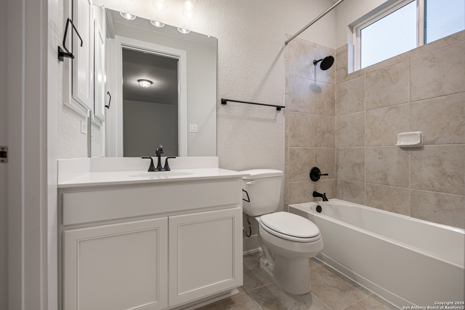 146 Matthew Path , Castroville, TX, 78009 | 1845506 | Realty Texas LLC